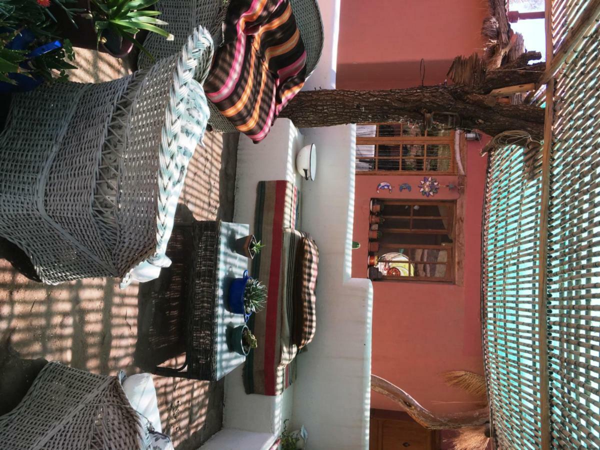 Rancho Quitapenas Bungalows سان بيدرو دي أتاكاما الغرفة الصورة
