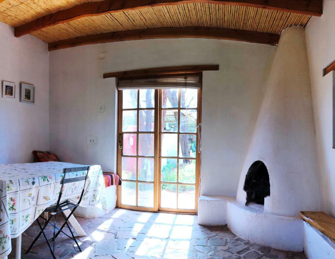 Rancho Quitapenas Bungalows سان بيدرو دي أتاكاما الغرفة الصورة